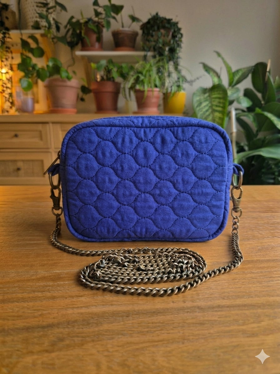 Alexia- The clutch bag