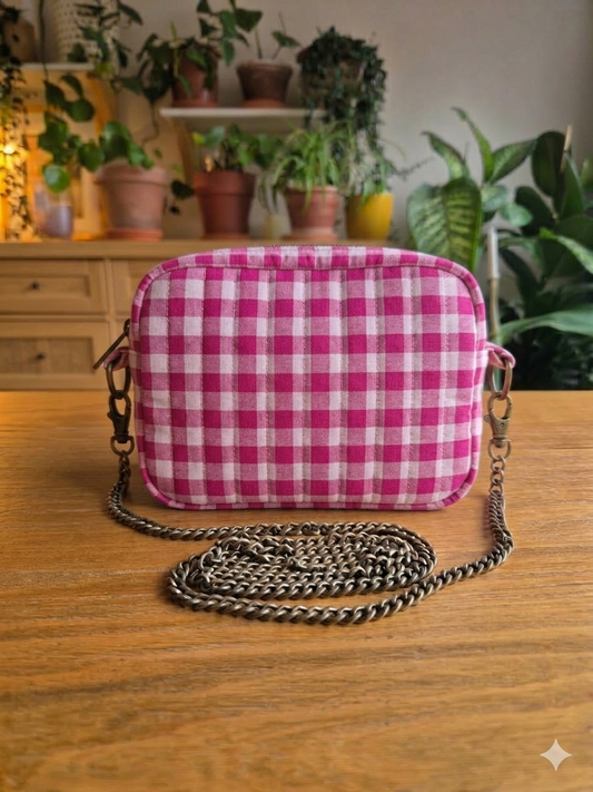 Alexia- The clutch bag